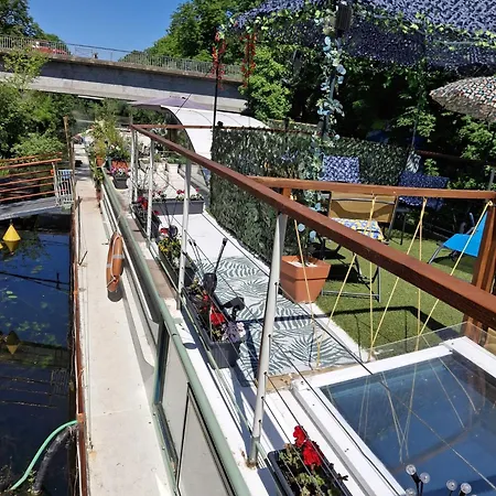 Appartement Indépendant Avec Terrasse Sur Péniche *