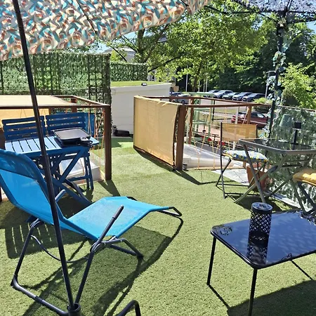Appartement Indépendant Avec Terrasse Sur Péniche