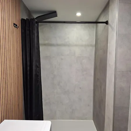 Indépendant Avec Terrasse Sur Péniche Appartement *